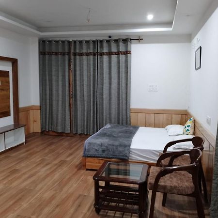 Mathan View Homestay - 3Min Drive To Kullu-Manali Airport Shamshi Екстериор снимка