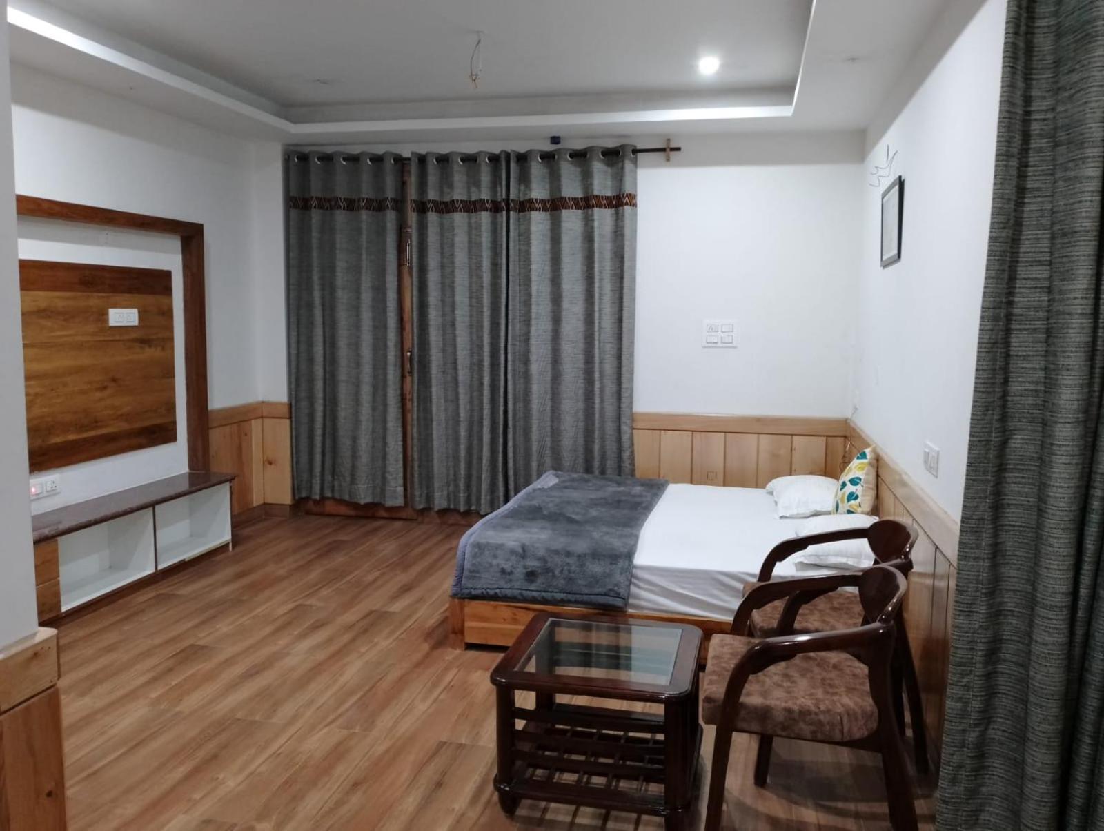 Mathan View Homestay - 3Min Drive To Kullu-Manali Airport Shamshi Екстериор снимка